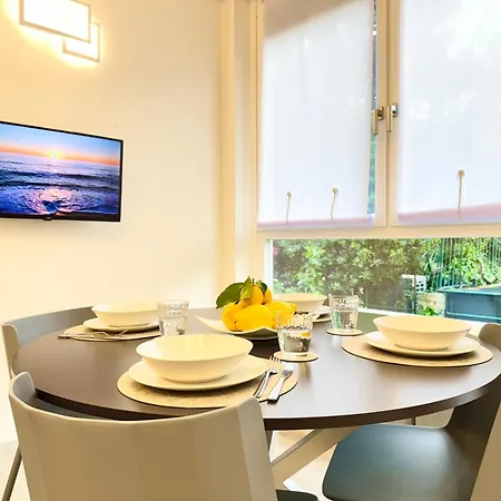 דירה Wave House Cosy Yet Modern In A Prime Location, Oceanfront, Private Terrace And Air Conditioning