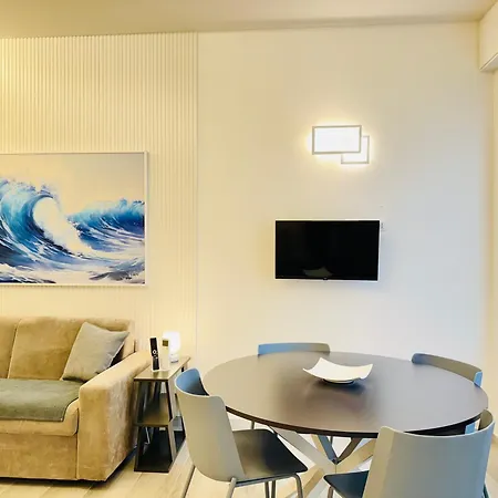 Wave House Cosy Yet Modern In A Prime Location, Oceanfront, Private Terrace And Air Conditioning * מונטרוסו אל מארה