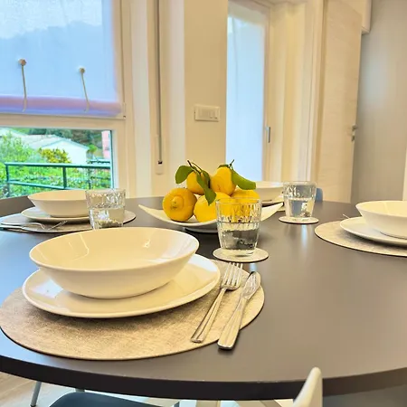 Wave House Cosy Yet Modern In A Prime Location, Oceanfront, Private Terrace And Air Conditioning מונטרוסו אל מארה