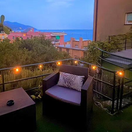 Wave House - Cozy Oceanfront Gem With Private Terrace And Ac Appartement Monterosso al Mare